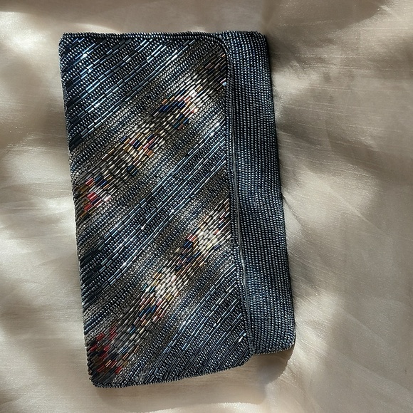 Vintage Aspects Ex Cond Beaded Striped Clutch, $45 - Picture 12 of 13